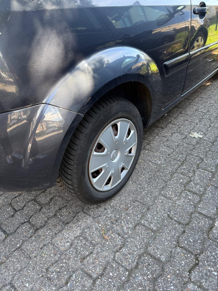 Ford Fiesta 1.3 44kW Ambiente Ambiente
