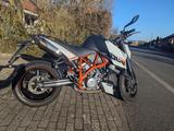 KTM Superduke 990r -WENIG KILOMETER- Top Zustand  - KTM SUPERDUKE 990R