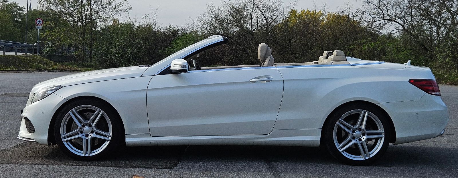 MERCEDES-BENZ E 500 Cabrio AMG Paket 360° V8 A207 Facelift