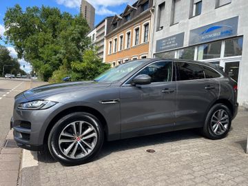 Jaguar F-Pace - 4