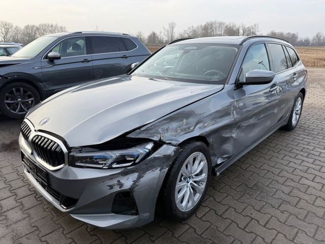 BMW 320d Touring xDrive Aut./Pano/HUD/eSitz/Widescre