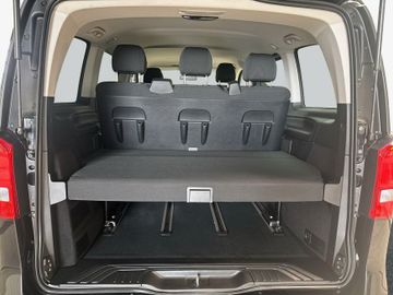 Mercedes V 220 - 7