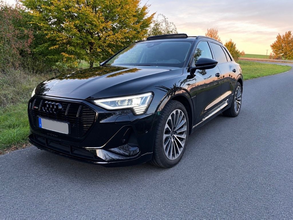 Image of Audi e-tron