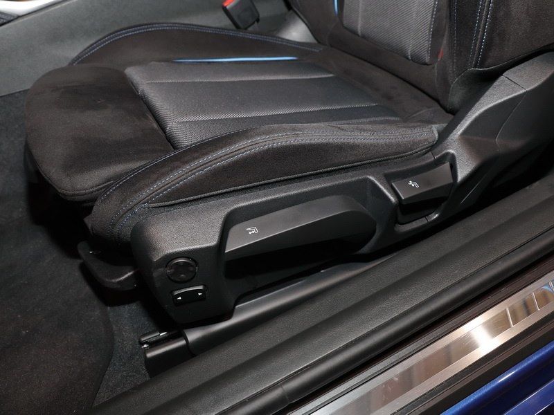 BMW M240i - Bild 10