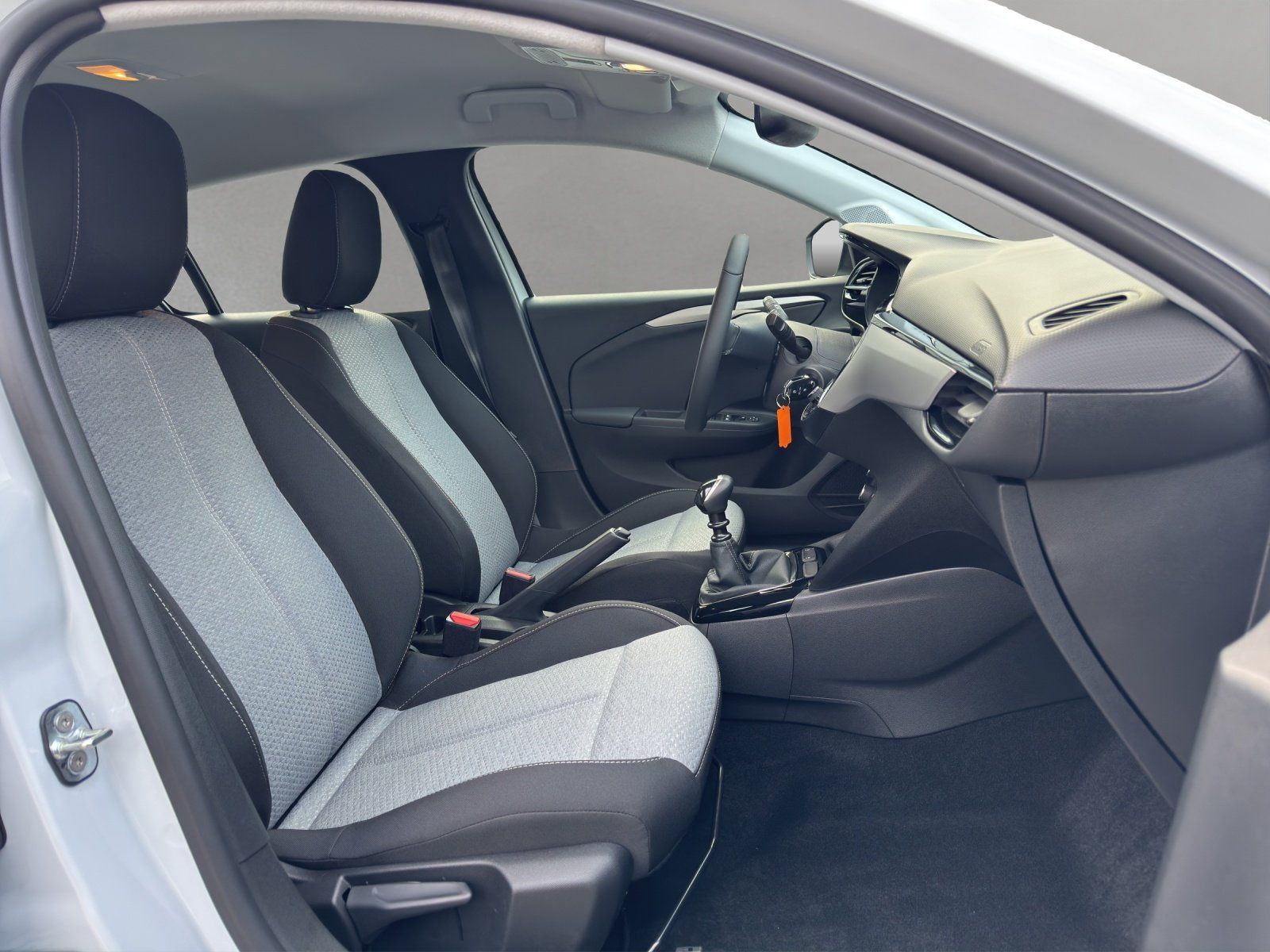 Fahrzeugabbildung Opel Corsa F 1.2 Turbo Edition TECH-PAKET/SHZ/KAMERA/