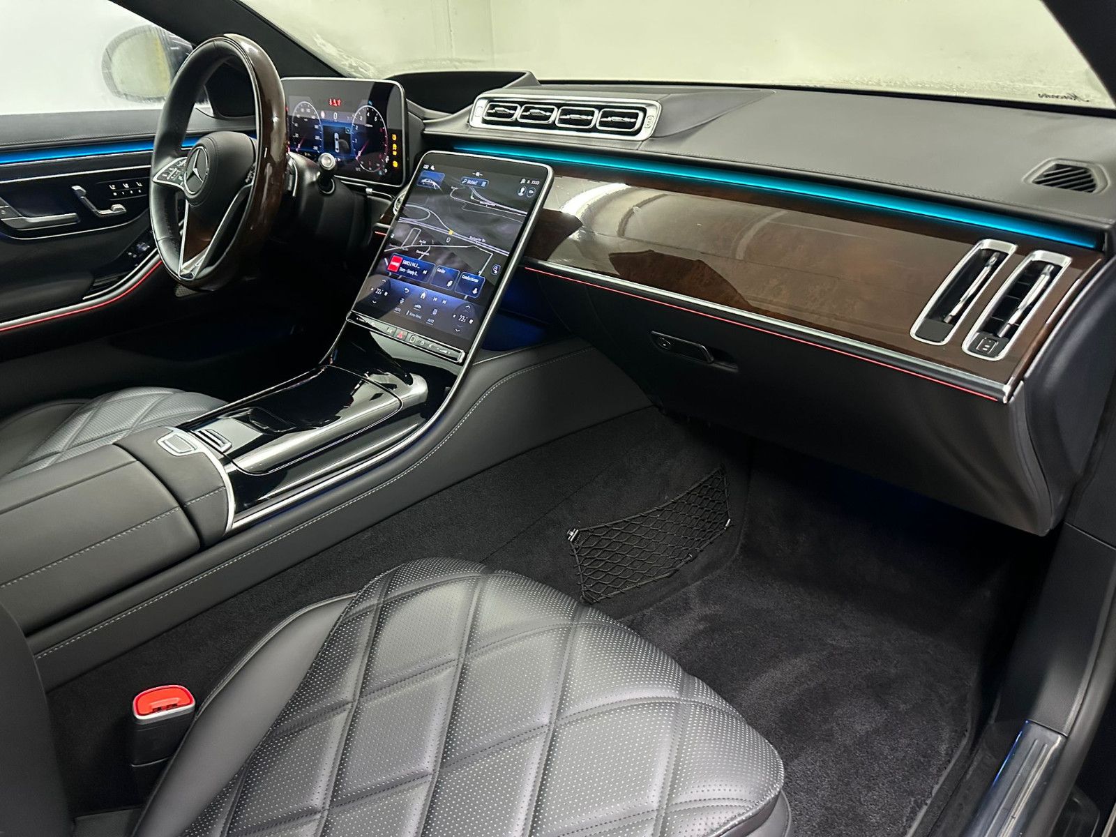 Fahrzeugabbildung Mercedes-Benz S 680 Maybach *HEADUP+HL*FONDENTERTAINMENT*