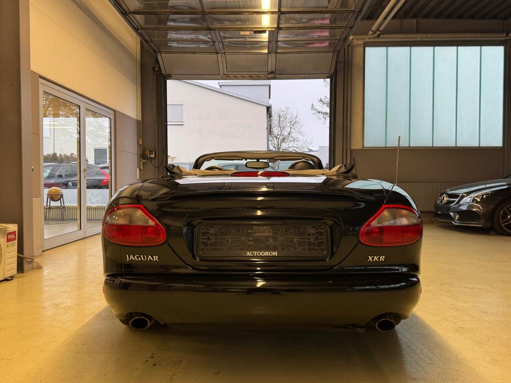 Jaguar XKR
