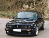 BMW E30 318is mit M50B25 Motor - BMW 318 aus 1990: 318is