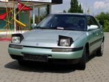Mazda 323 1.6i 16V GLX / el. Schiebedach / 1.Hand - Mazda 323: 6.1
