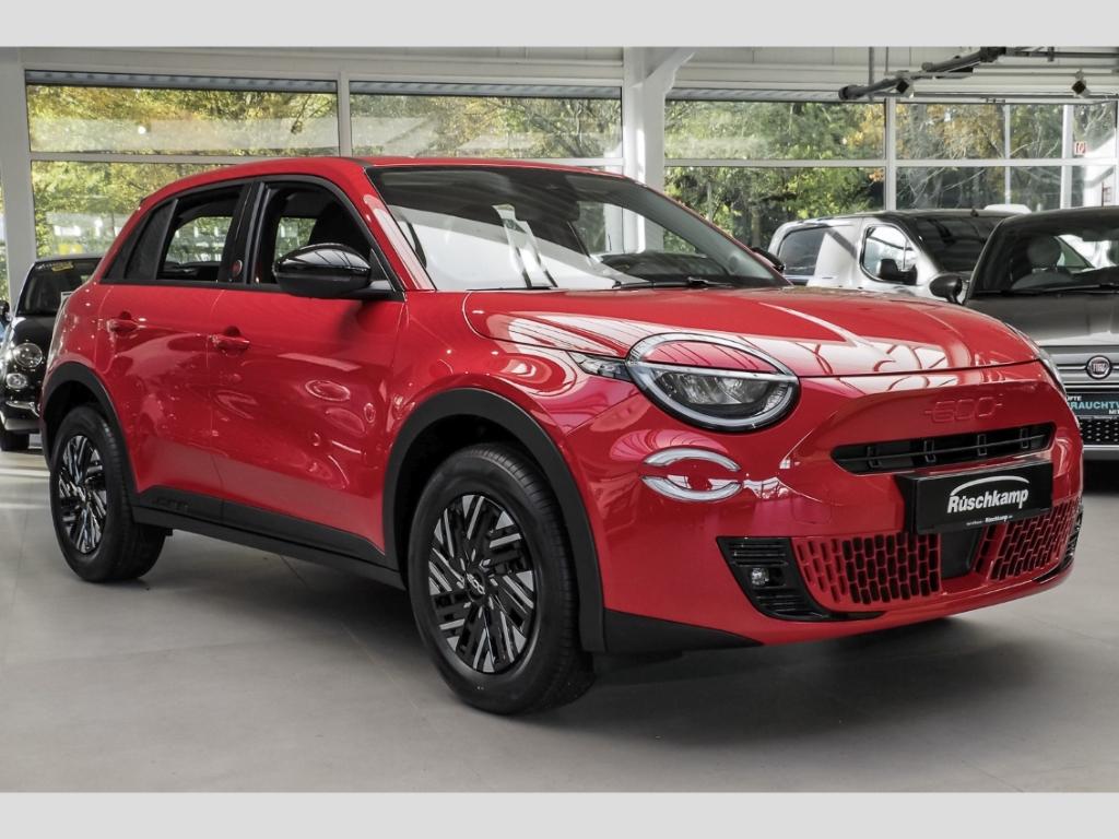 Fiat 600e Red Elektro Voll-LED PDC  AppleCar 3-Phasig