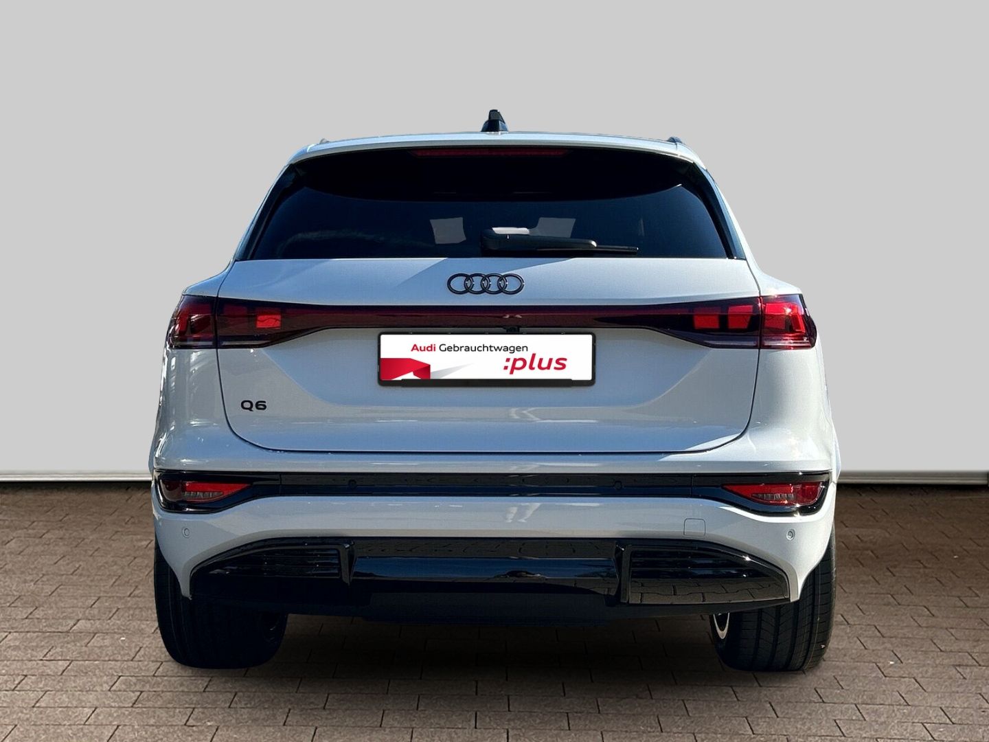 Audi Q6 e-tron SUV PERFORMANCE LED PANO HUD TECHP AHK foto 7