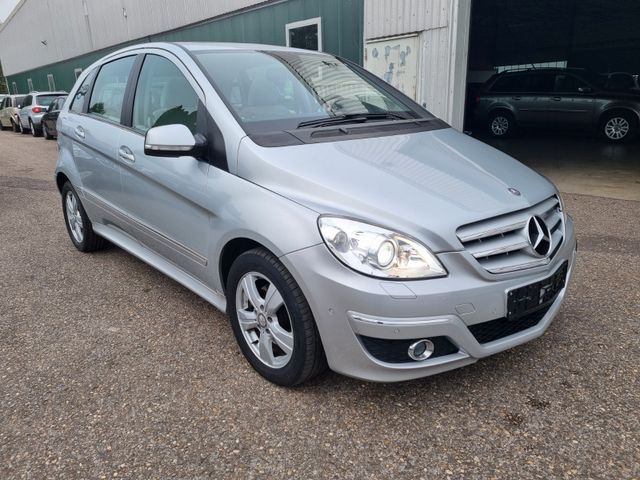 Mercedes-Benz B -Klasse B 200 CDI  / Klima / Xenon / Pano