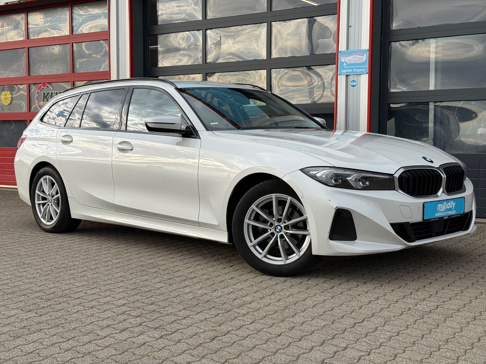 BMW 318 - 1