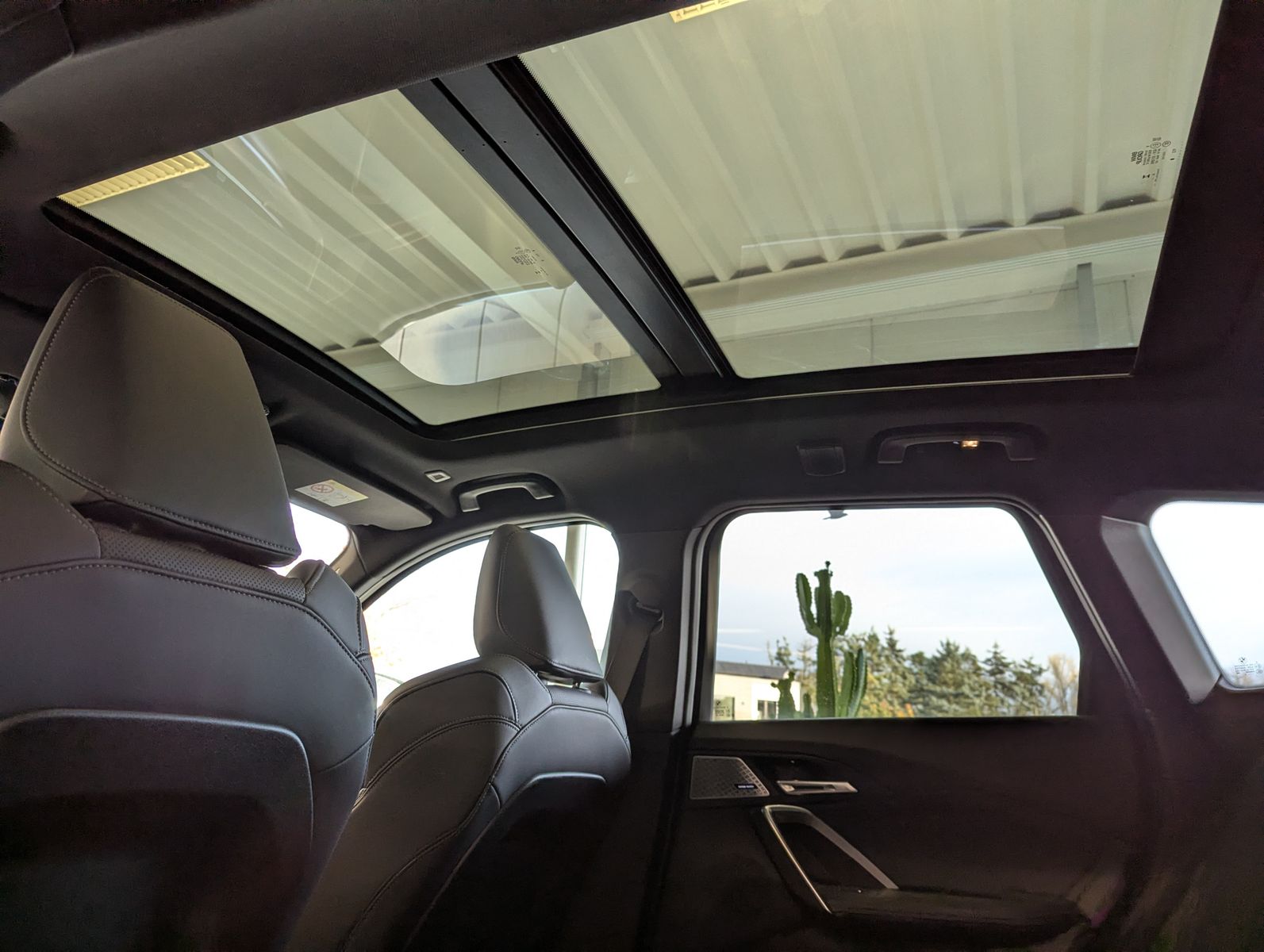 Fahrzeugabbildung BMW X1 23 i M-Sport Innovat.-Comfort-Paket Pano AHK