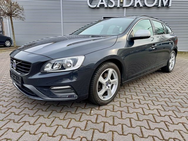 Volvo V60 D2 R-Design - LEDER + NAVI + PDC + LED