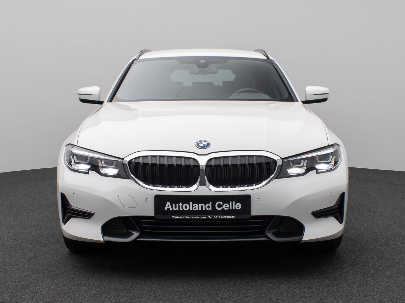 Fahrzeugabbildung BMW 320e  Sport Line DAB HiFi CockPitPro PDC Alarm