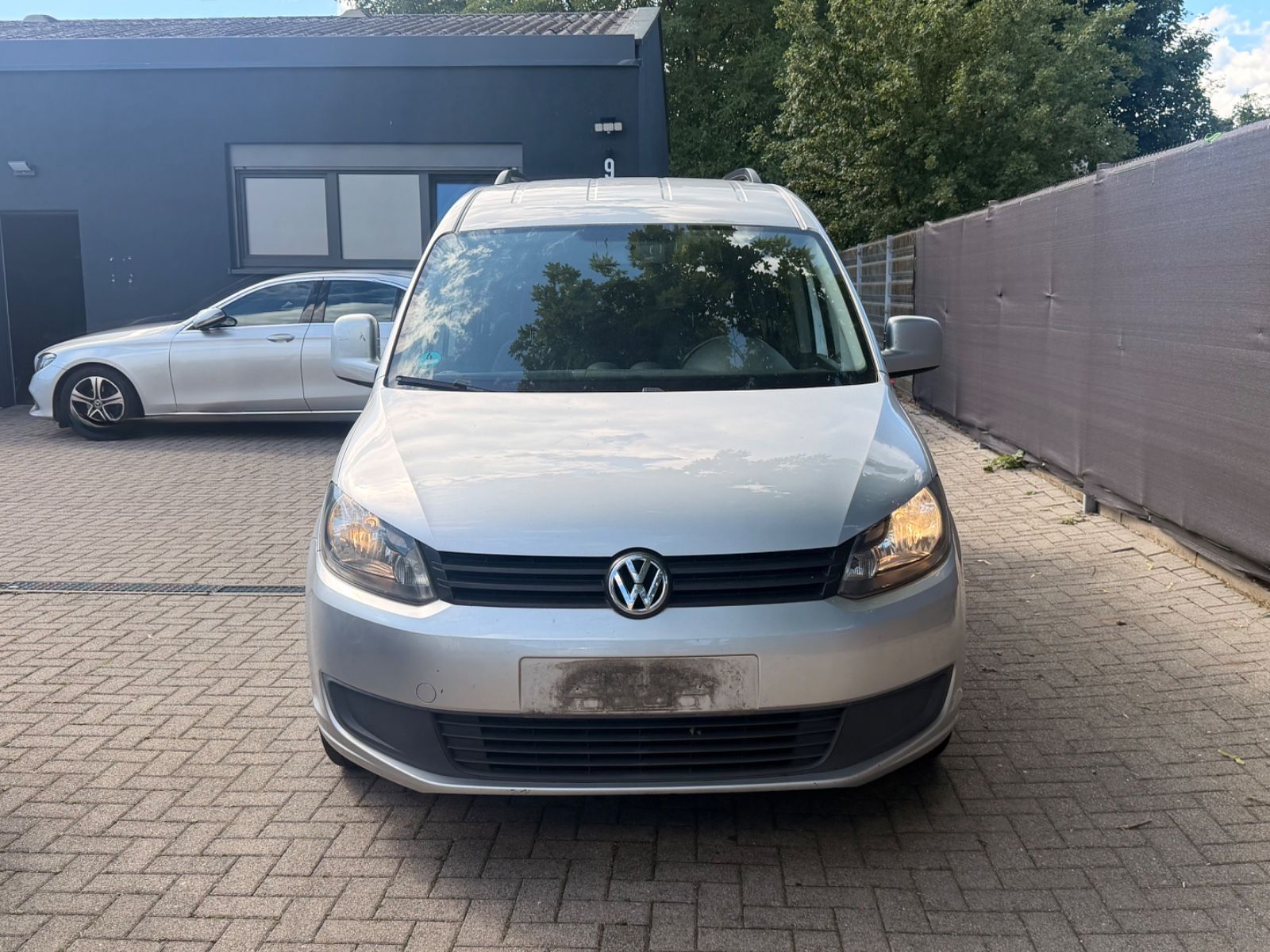 Volkswagen Volkswagen Caddy 1,6TDI Maxi / Klima / Rollstuhl /