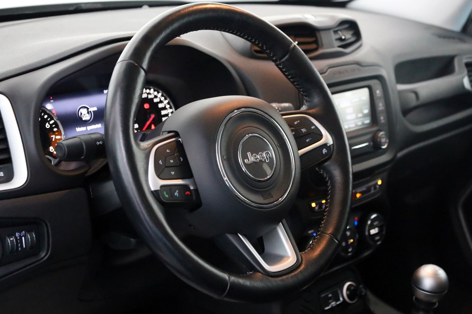 Fahrzeugabbildung Jeep Renegade Limited FWD,Leder,Carplay,DAB