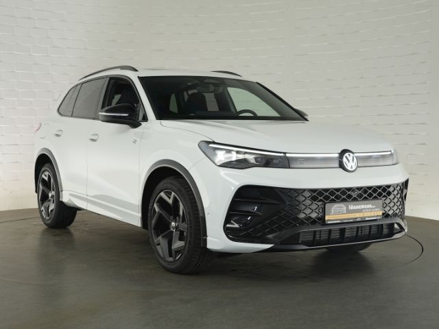 Tiguan R-LINE TDI DSG+AHK+NAVI+SCHIEBEDACH+LED M