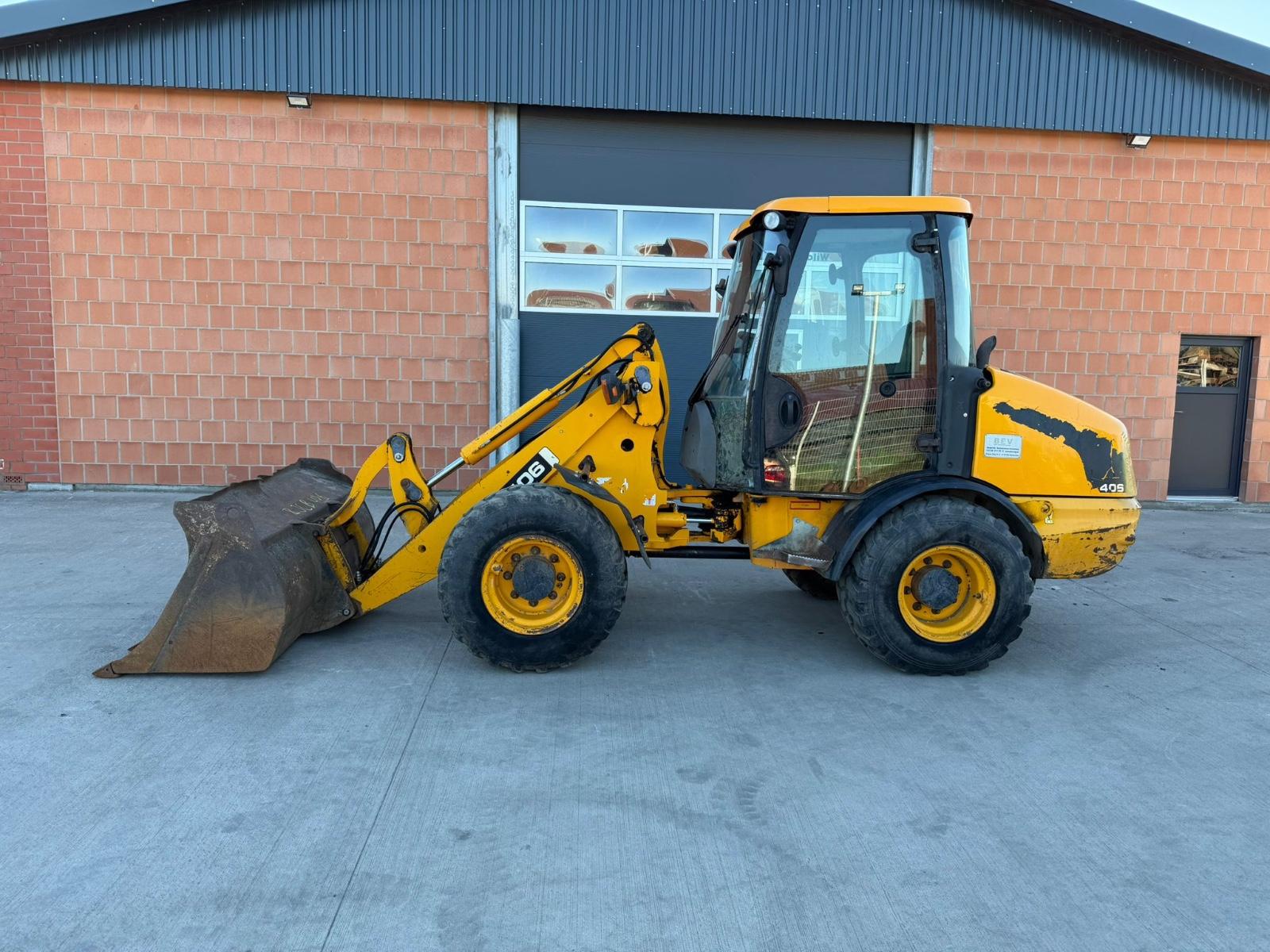 JCB 406