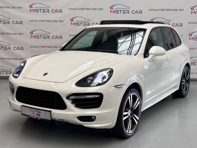 Porsche Cayenne Turbo SPORT DESIGN/PANO/AHK/PCM/PDLS/21