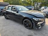 BMW 318 Baureihe 3 Touring 318 d Advantage - BMW 318 Unfallwagen