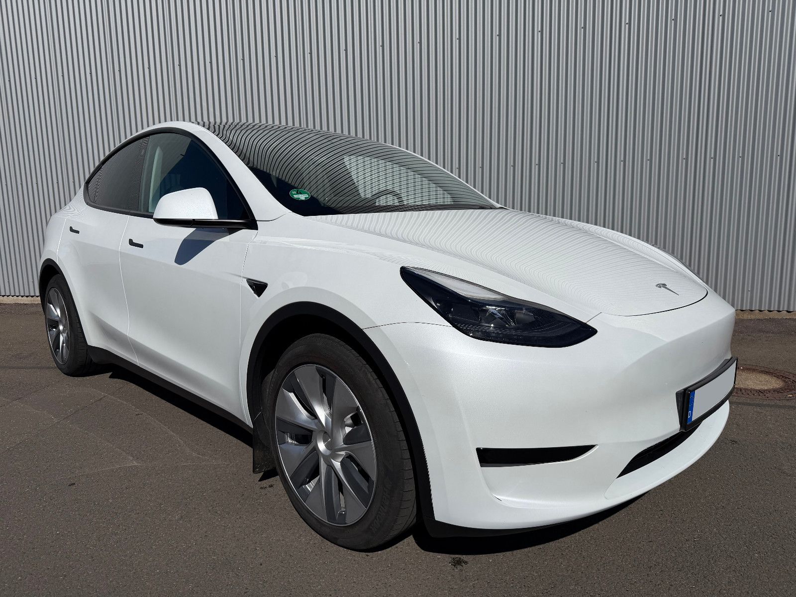 TESLA Model Y  RWD / TÜV neu / GARANTIE / 1. Hand
