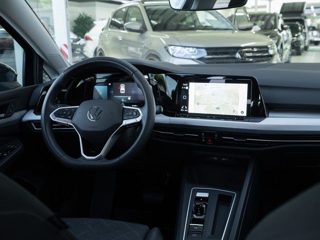 Golf VIII Variant Life TDI DSG AHK ACC ergoActiv