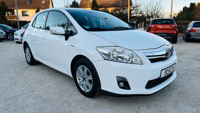 Toyota Auris Hybrid Life, 1 Hand