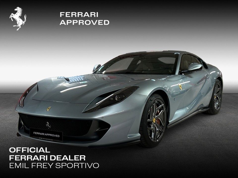 FERRARI 812