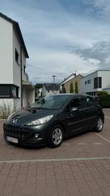 Peugeot PEUGEOT 207 *TOP*TÜV NEU*AHK*KLIMA*EURO5* - Peugeot 207: 5p