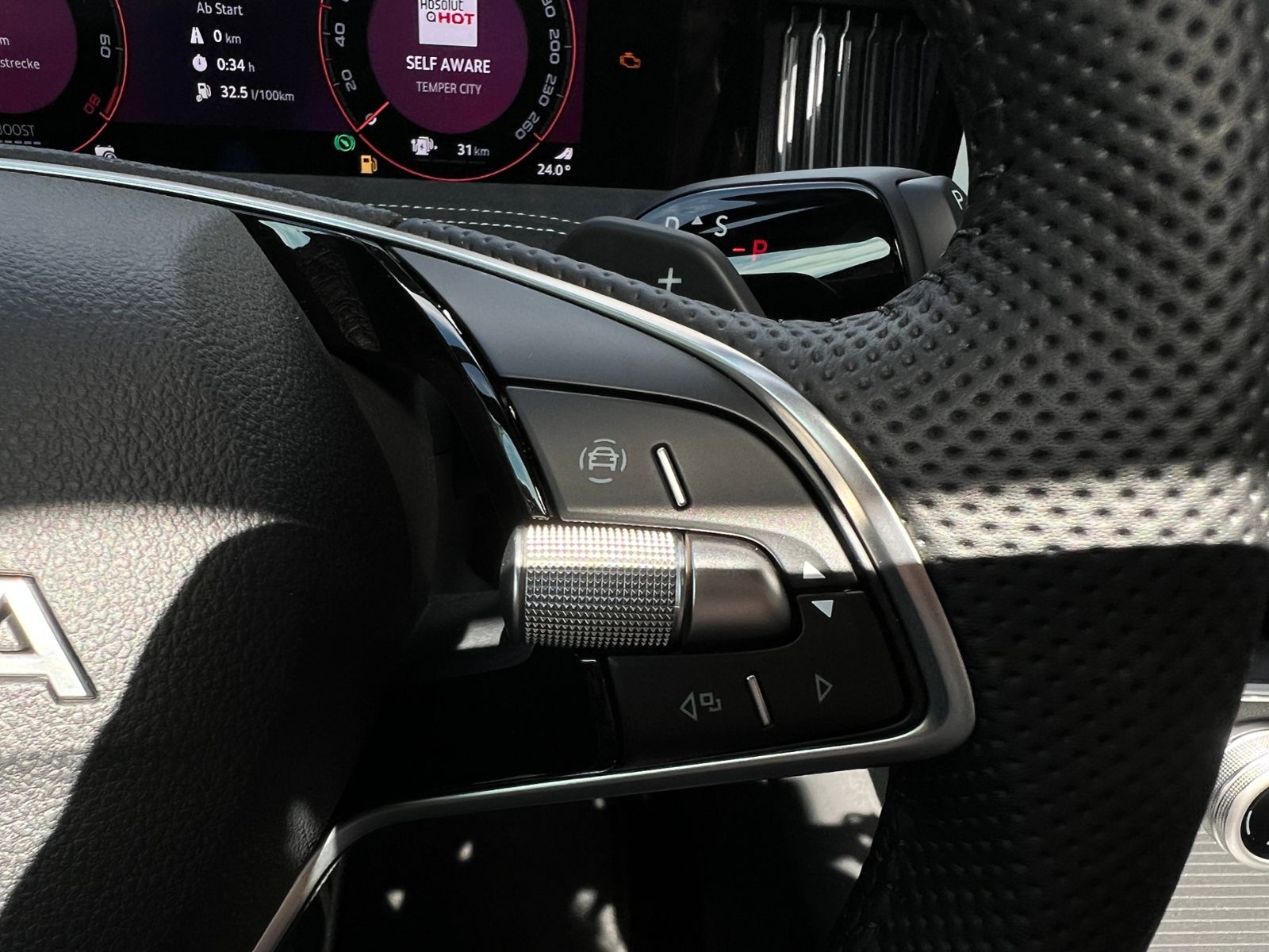 Fahrzeugabbildung SKODA Superb Combi  Sportline 1.5 TSI IV DSG *AHK,Navi