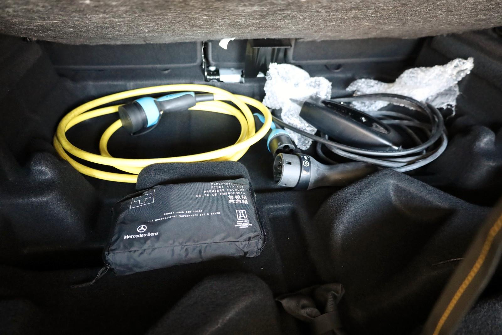 Mercedes-Benz EQC 400 4M,Leder,Navi,LED,SH,Kamera,ACC,Keyless, миниатюра 24