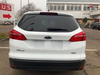 Ford Focus Turnier Titanium NAVI/SHZ/PDC/LEDER/APP/