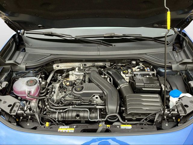 T-Roc R-Line 1.5 eTSI DSG IQ.LIGHT, IQ DRIVE