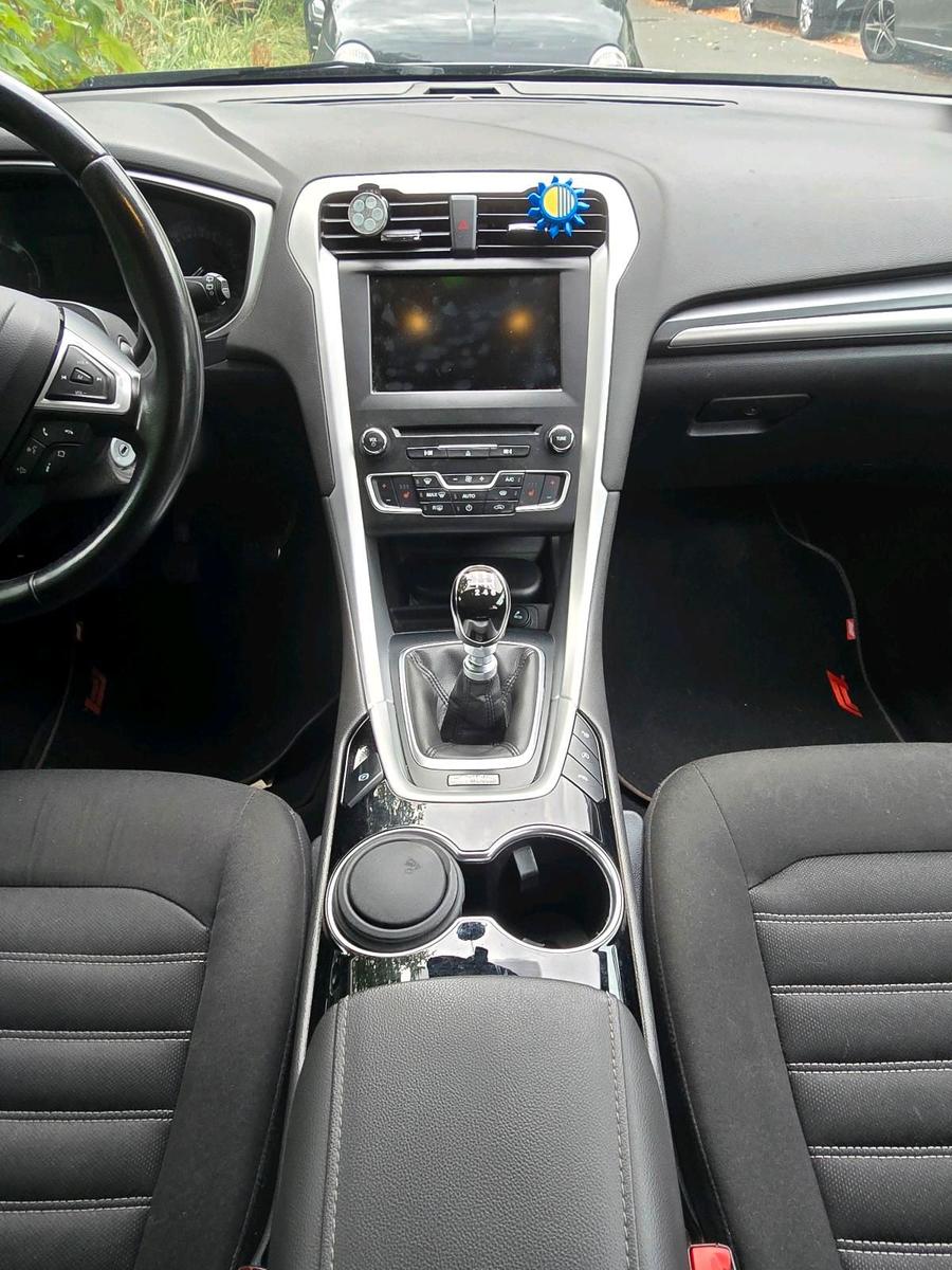 Ford Mondeo 2015 — photo 8