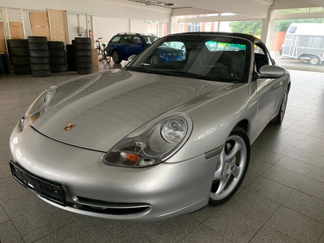 Porsche 996 Carrera 4 Cabriolet