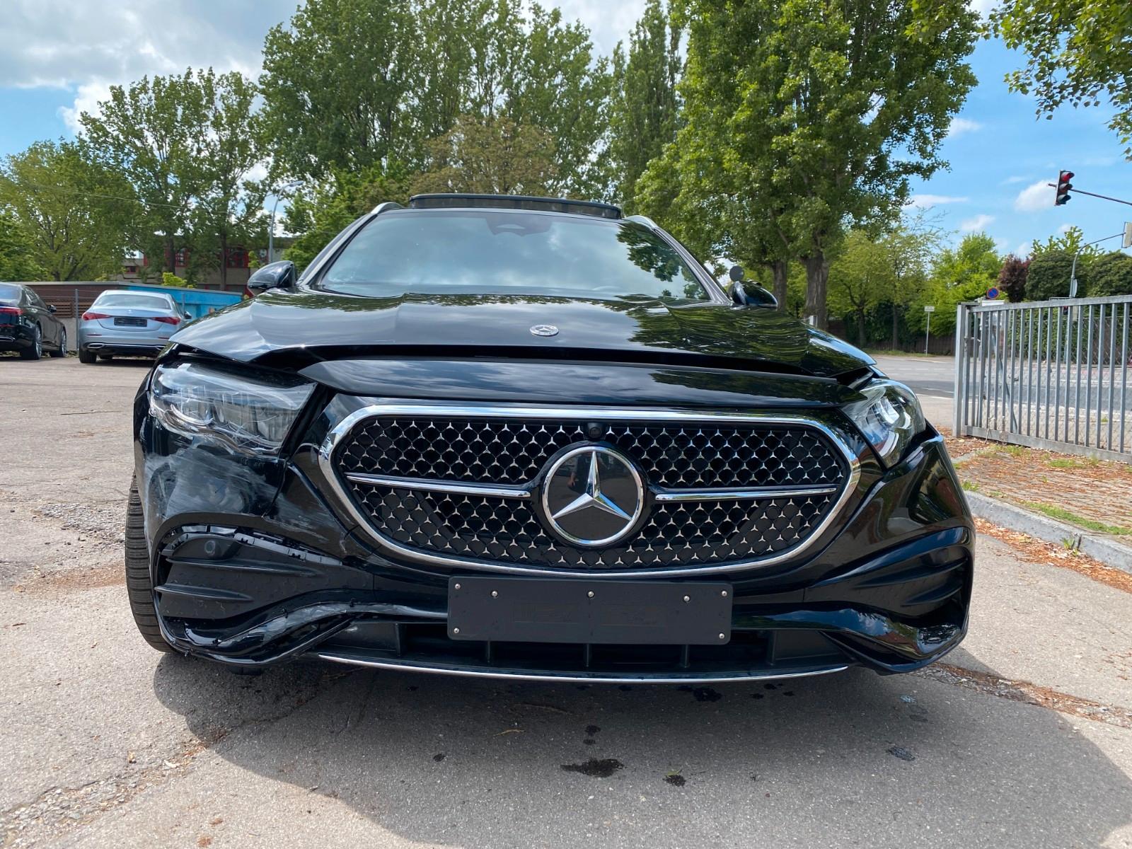 Mercedes-Benz E 300 T de 4M *AMG Advanced/Pano/AHK/Distronic*