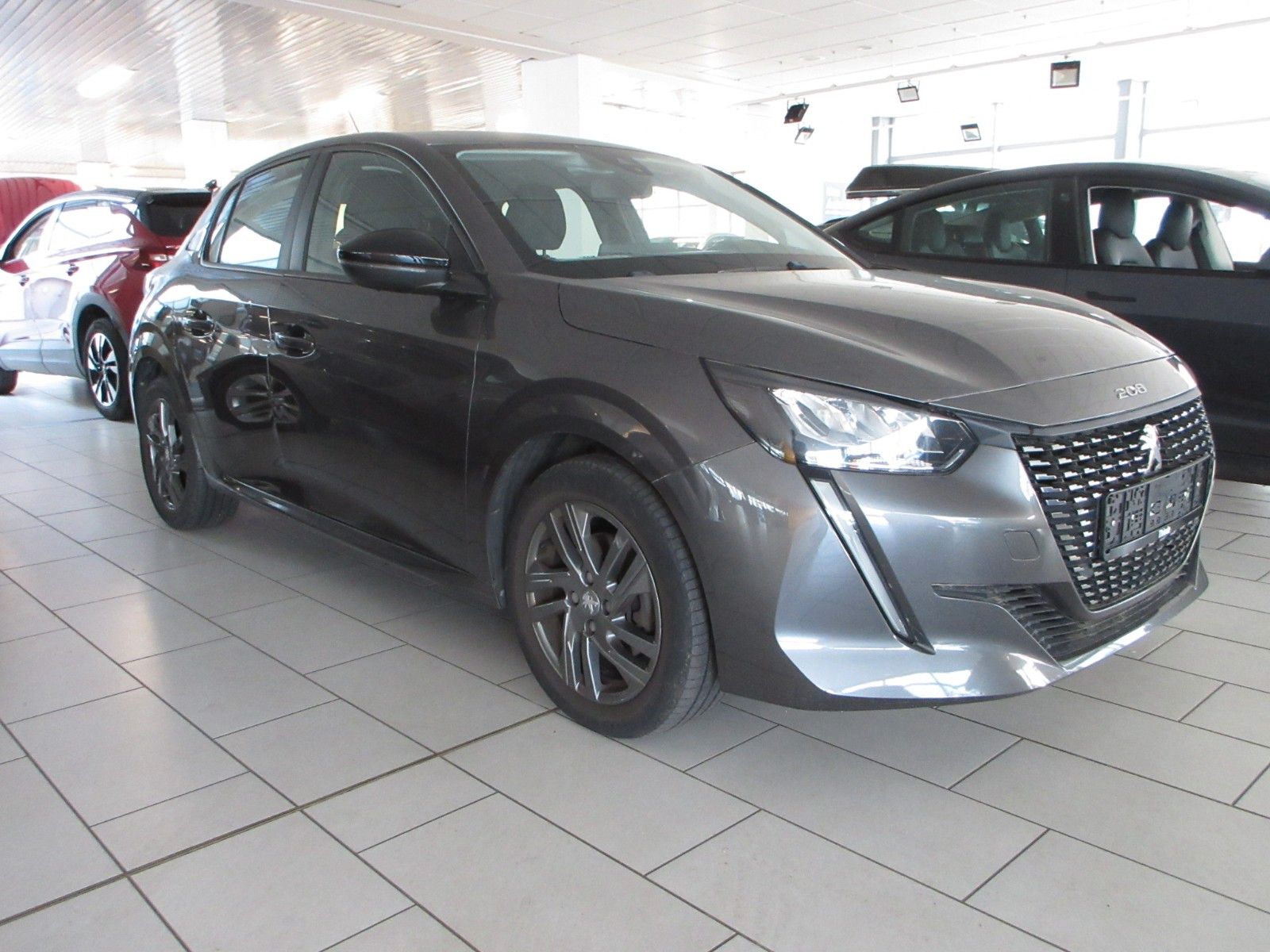 Fahrzeugabbildung Peugeot 208 Active Pack 1.2T LED/NAVI/SHZ/PDC/ALU