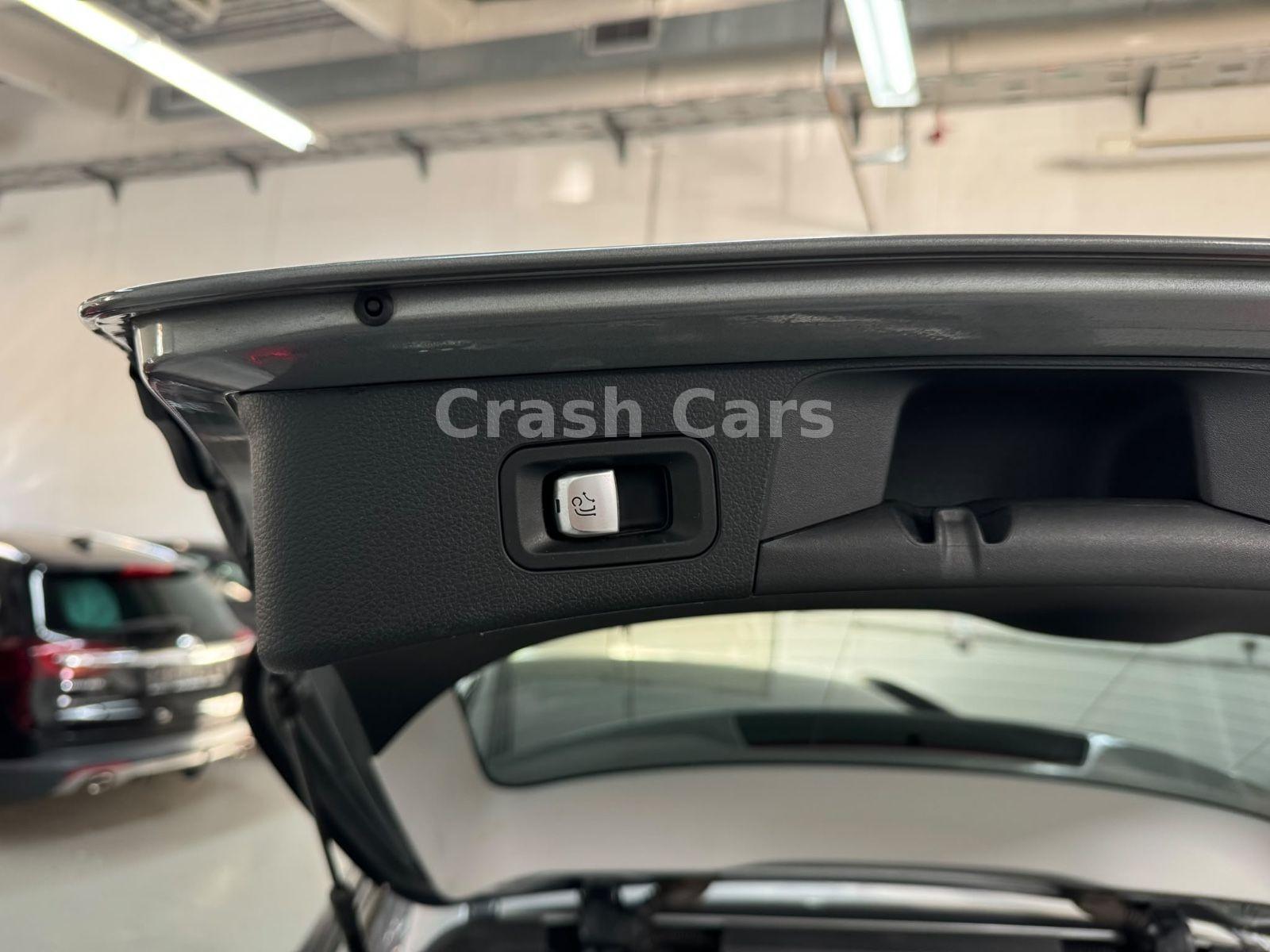 Mercedes-Benz C220 2015 — photo 27