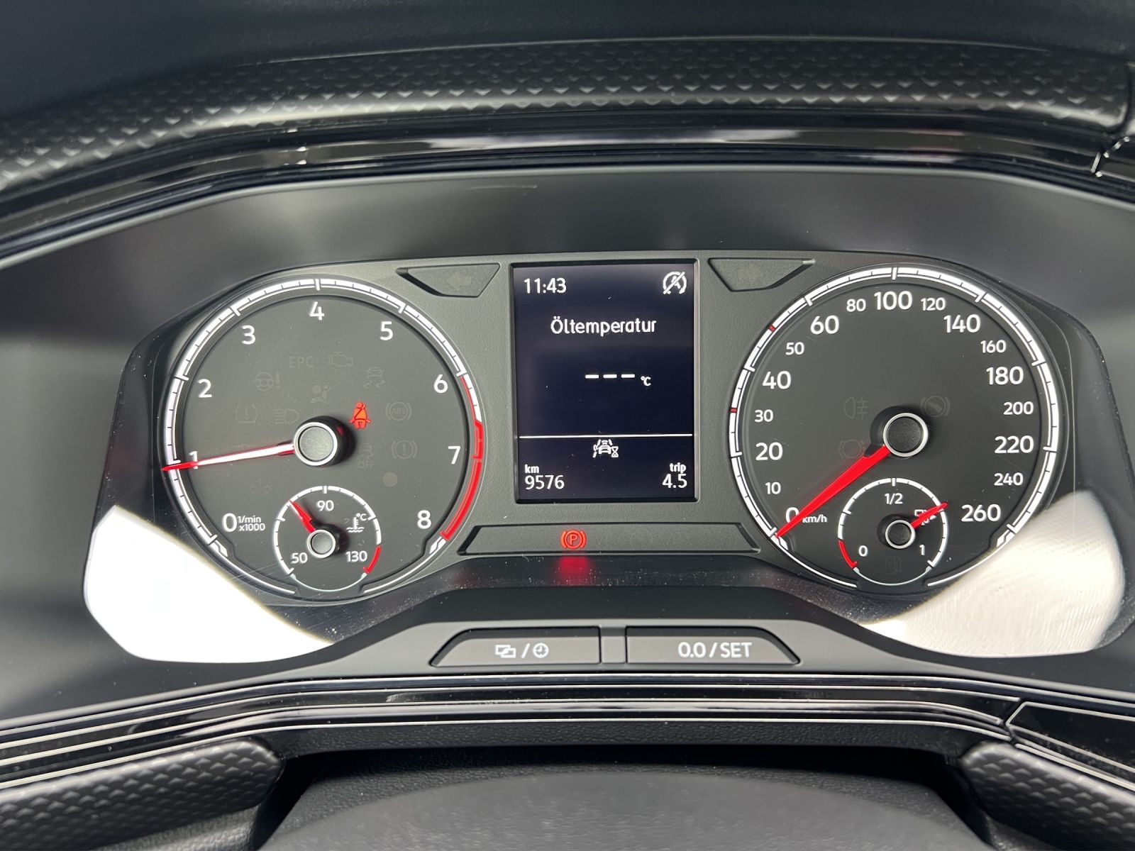 Fahrzeugabbildung Volkswagen T-Cross Life TSI LED ACC SHZ PDC WeConnect