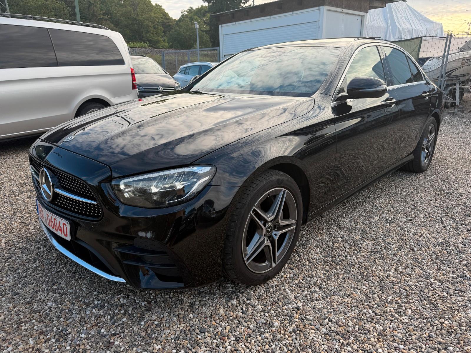 Mercedes-Benz E 300 d 4Matic AMG+PANORAMA+KAMERA+ALCTR+PDC+SHZ