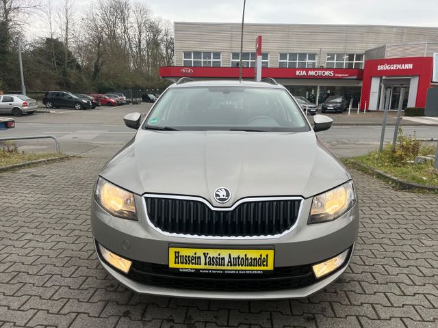 Skoda Octavia Combi Elegance 4x4