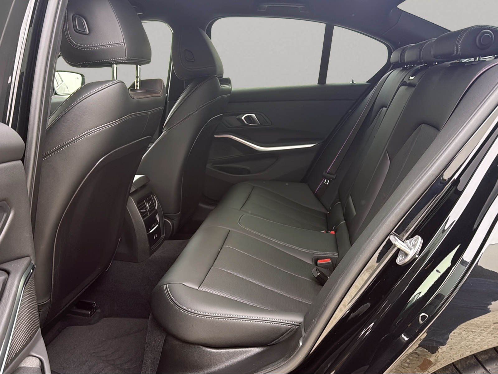 BMW 318 - Bild 17