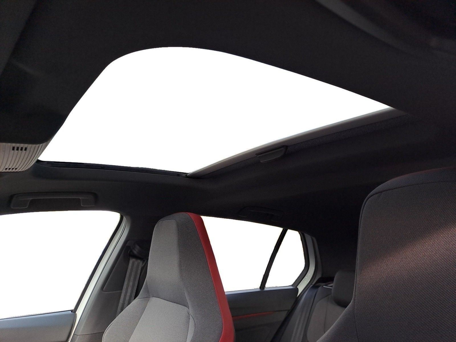 Volkswagen Golf - Bild 14