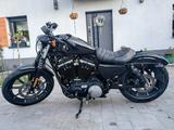 Harley-Davidson Sportster 883 Iron