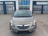 Opel Meriva 1.4 INNOV. 103kW,AHK,Panorama,8Fachb,TÜV - Opel Meriva: 1.8