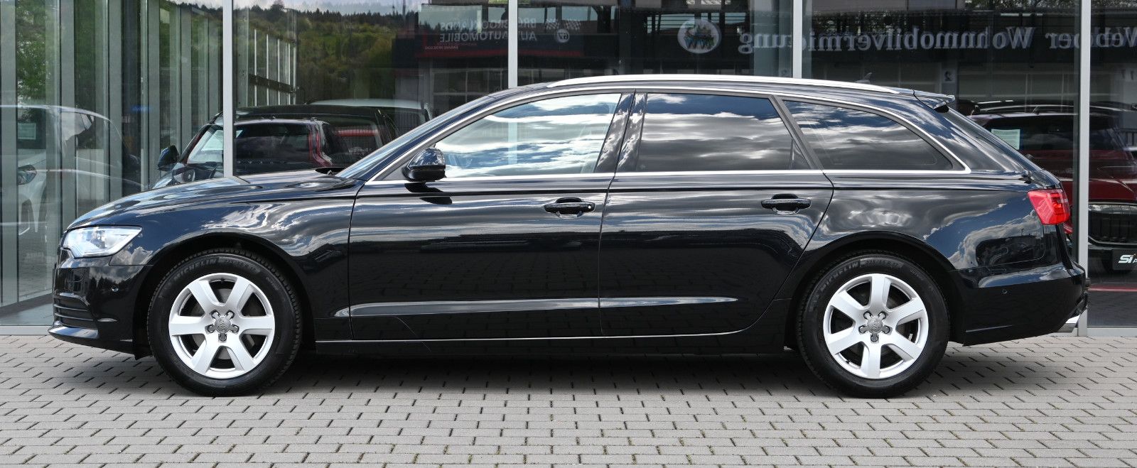 Fahrzeugabbildung Audi A6 Avant 3.0 TDI quattro °AHK°KEYLESS°ALCANTARA°