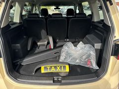 VW Touran 2.0 TDI Trendline DSG Taxi Kindersitz LED VW Touran 2.0 TDI Trendline DSG Taxi Kindersitz LED
