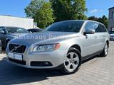 Volvo V70 2.4 D5 Kinetic/S-Heft/5 Zylinder - Volvo V70 mit Diesel-Antrieb: 2.4